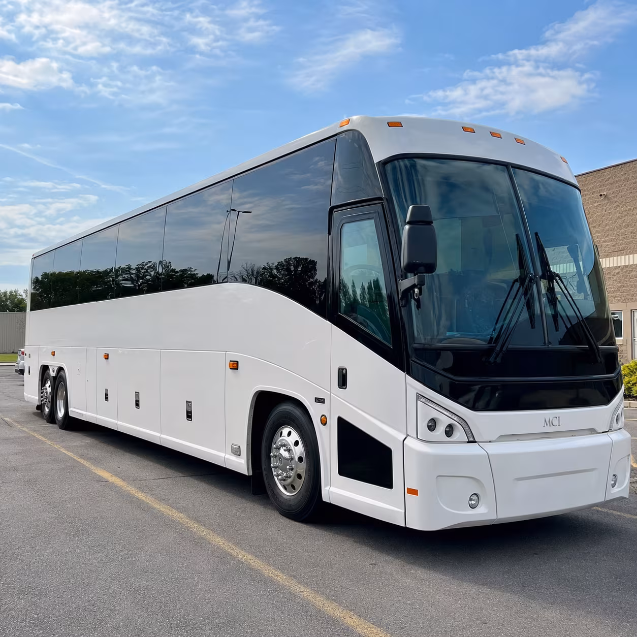 bonita springs groups love a bus to hertz arena on big show nights
